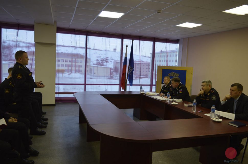 В Мурманской области военные следователи провели в войсках мероприятия по профилактике преступлений террористического характера